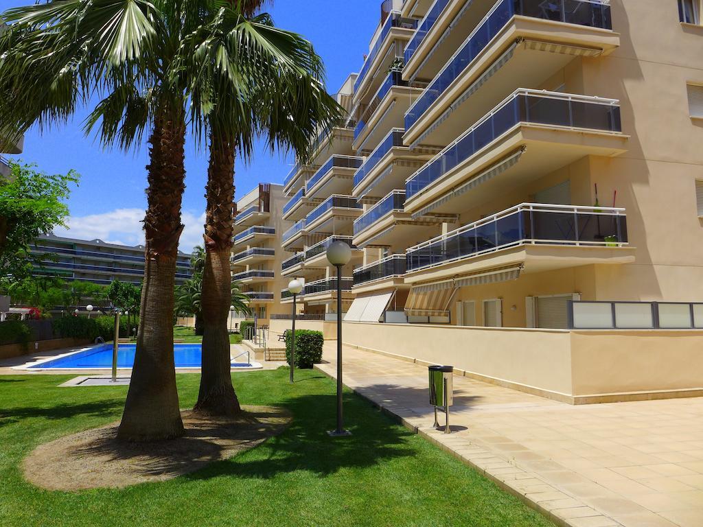 Rentalmar Ventura Village Salou Exterior photo