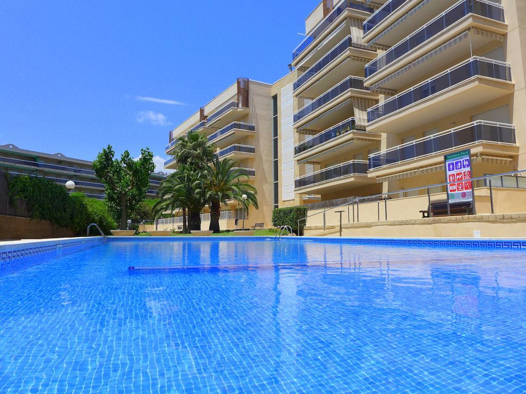 Rentalmar Ventura Village Salou Exterior photo